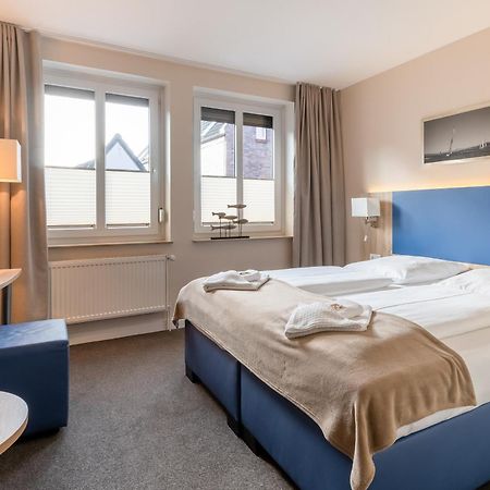 Nordsee-Hotel Hinrichsen Husum  Exterior foto