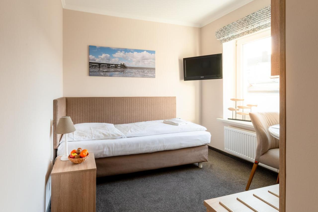 Nordsee-Hotel Hinrichsen Husum  Exterior foto